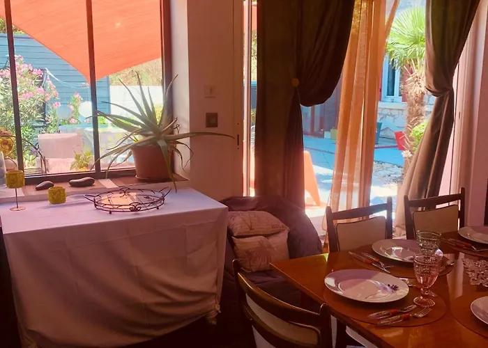 Hébergement de vacances Maison cosy 4 pers avec jardin et Île de Ré 5 min La Rochelle (Charente-Maritime)