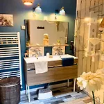 Maison Pierre 4 Pers Avec Jardin Ile De Re 5 Min ラ・ロシェル