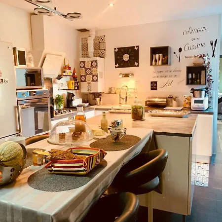 펜션 Maison Cosy 4 Pers Avec Jardin Et Ile De Re 5 Min