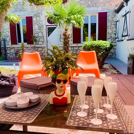 Holiday home Maison Pierre 4 Pers Avec Jardin Ile De Re 5 Min