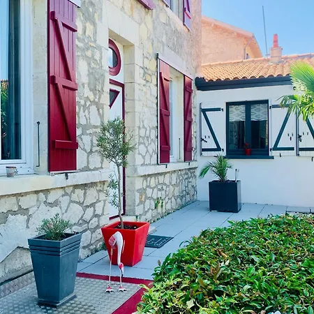 Maison Pierre 4 Pers Avec Jardin Ile De Re 5 Min بيت للعطل لا روشيل